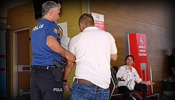 Kocasını önce bıçakladı sonra hastaneye götürdü! 'Neden seni seviyorum' tepkisi