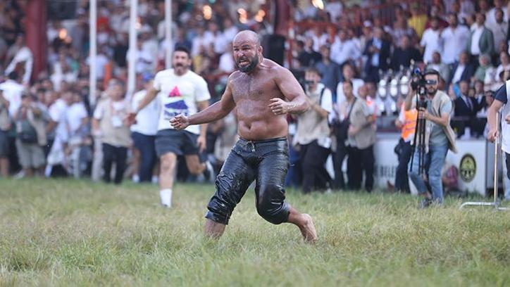 Kırkpınar'da altın kemer Orhan Okulu'nun oldu!