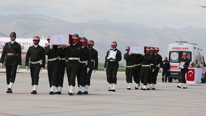 Bakan Güler'den şehit askerlerimiz için açıklama: Acımız büyük, hislerimiz tarifsiz
