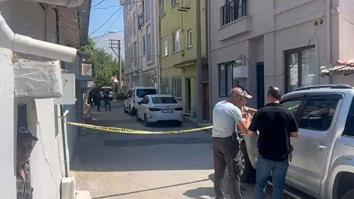 İhbara giden polisi bıçakla yaralayan şüpheli vurularak yakalandı