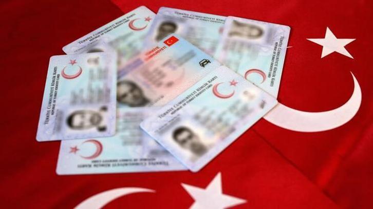 Ehliyet Yenileme son tarih yaklaşıyor! 2025 ehliyet yenileme nasıl yapılır, ücreti ne kadar? Ehliyet yenileme için gerekli belgeler.