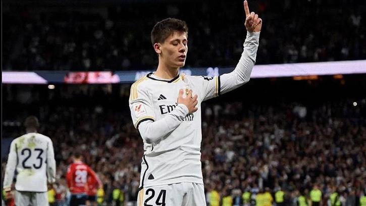 Kolombiyalı gençlerden, Türk futbolcularına selam