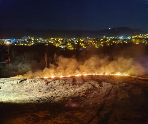 Diyarbakır'da örtü yangını