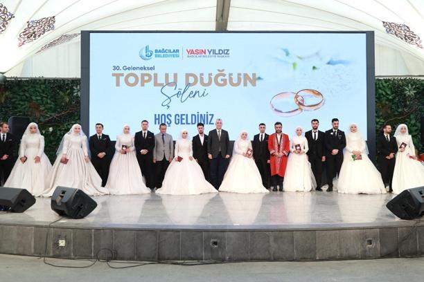 Bağcılar’da geleneksel toplu düğün şöleninin 30'uncusu düzenlendi