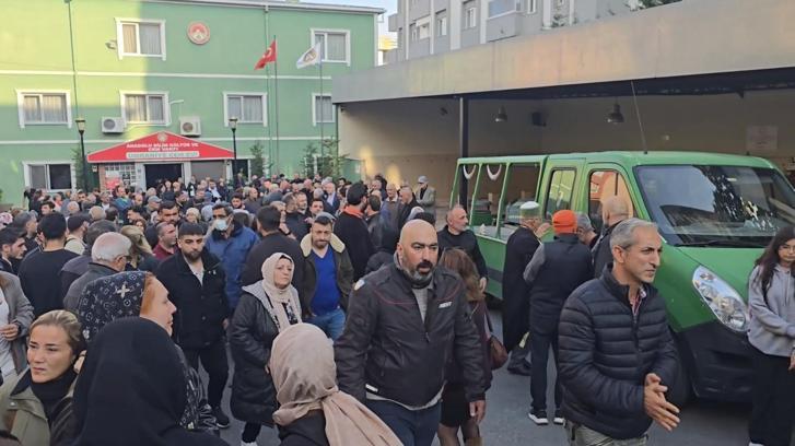 İstanbul - Çekmeköy'de İETT otobüsünün çarptığı kadın son yolculuğuna uğurlandı