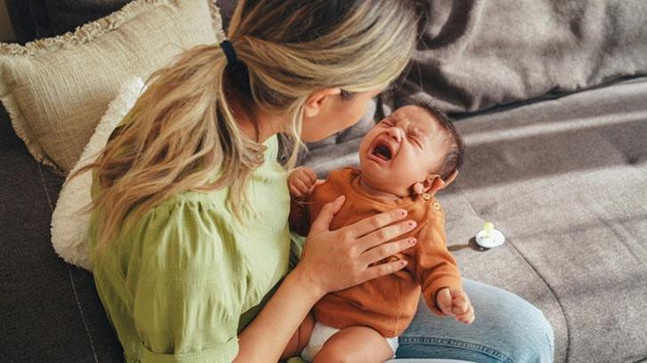 Bebeklerde gaz sancısı nasıl geçer? 1 kaşık içirildiğinde mışıl mışıl uyutuyor