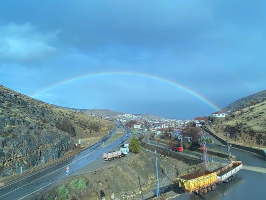 Yahyalı’da sağanak sonrası gökkuşağı oluştu