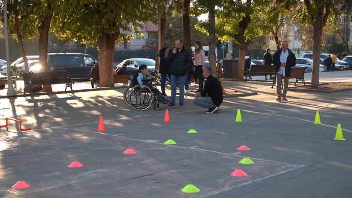 Siirt'te engelli bireyleri anlamak için ‘empati parkuru’ kuruldu