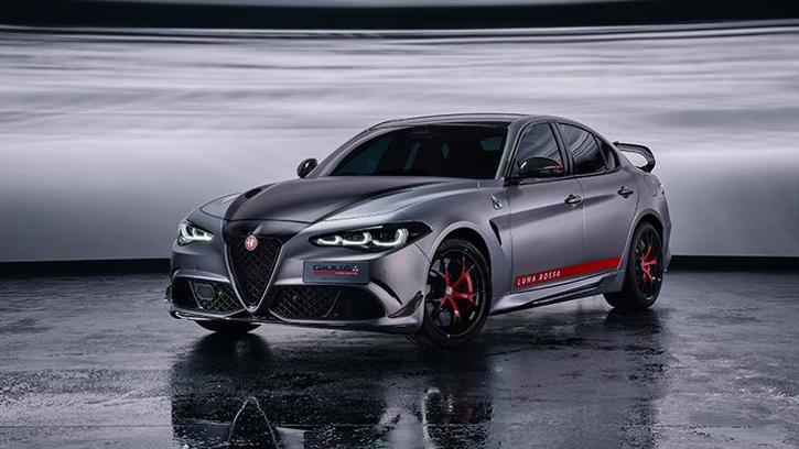 Alfa Romeo'nun yeni modeli sadece 10 adet üretilecek