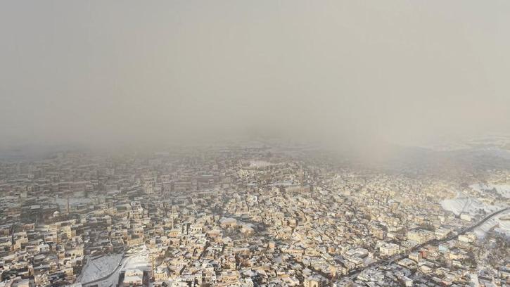 Kar altındaki Mardin, dronla görüntülendi