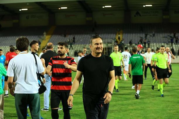 Uşakspor'da Ergün Penbe bıraktı