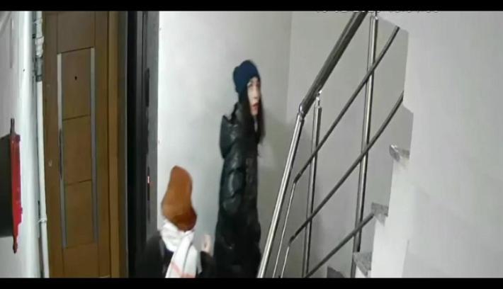 İstanbul- Maltepe’de apartmanlara giren 3 kadın hırsızlık yapamadan yakalandı