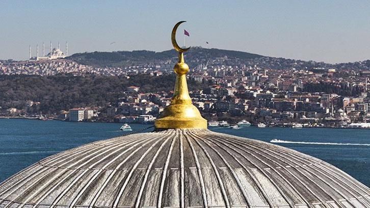 İstanbul'da manzarasıyla büyülüyor! Aynı anda 4 noktayı görüyor