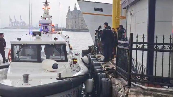 İstanbul - Kadıköy'de denizde erkek cesedi bulundu