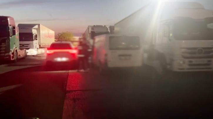 Tuzla'da düzenlenen operasyonda 150 bin uyuşturucu hap ele geçirildi