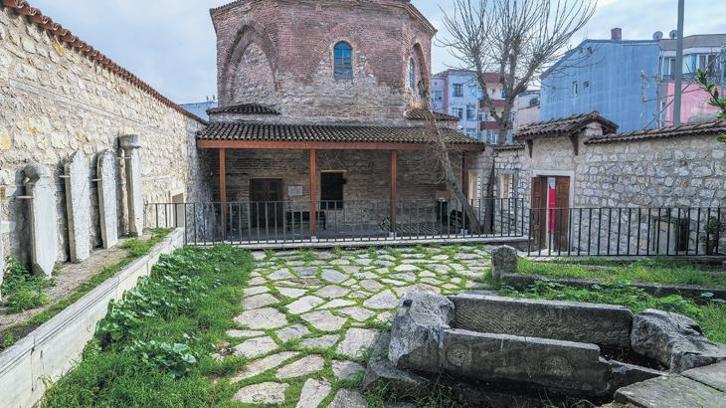 İstanbul’da küçük bir Roma mezar yapısı: Şeyh Süleyman Mescidi ve sakladıkları