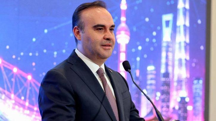 Bakan Kacır: Türkiye'nin yerli atomik saati uzaya fırlatıldı