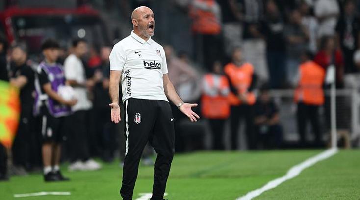 Beşiktaş'ta teknik direktör Italiano atmosferi övdü! 'Keşke topçu olsaydım da bu sahada oynasaydım'