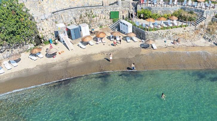 Giriş ücretsiz, yiyecek fiyatları uygun! Bodrum halk plajlarında ekonomik deniz keyfi