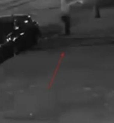 Bağcılar'da iş yeri kurşunlayan 2 şüpheli tutuklandı