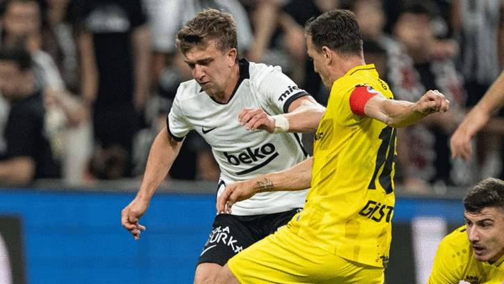 Beşiktaş, Hradec Kralove'yi devirdi! Siyah-beyazlılar Avrupa Ligi'nde play-off turuna yükseldi