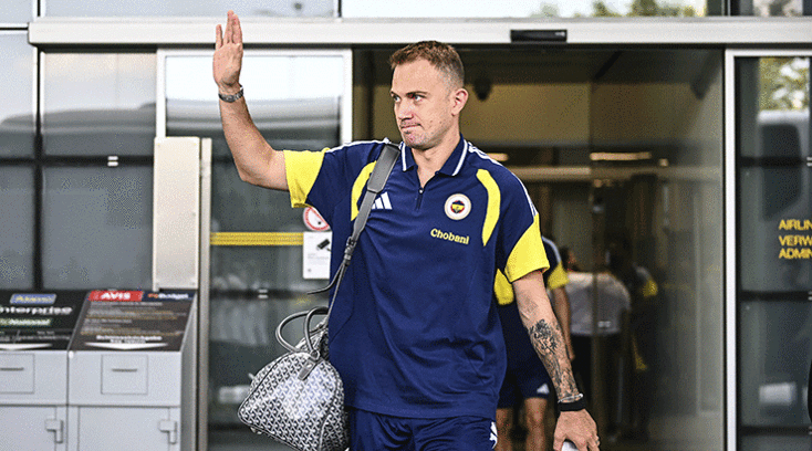Fenerbahçe'de Mert Günok'un sakatlığı sonrası planlar altüst oldu!