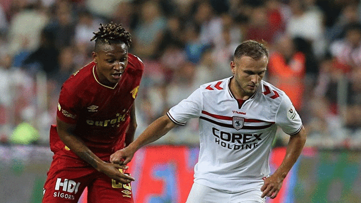 6 gollü nefes kesen maçta kazanan çıkmadı! Samsunspor ile Göztepe puanları paylaştı