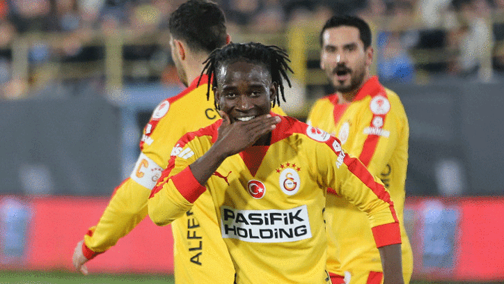 Galatasaray'dan Renato Nhaga kararı! Fransız basınından sürpriz iddia