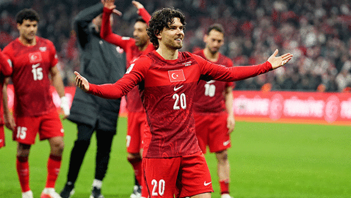 Ferdi Kadıoğlu'ndan Fenerbahçe kararı! Stoper transferinde yeni karar