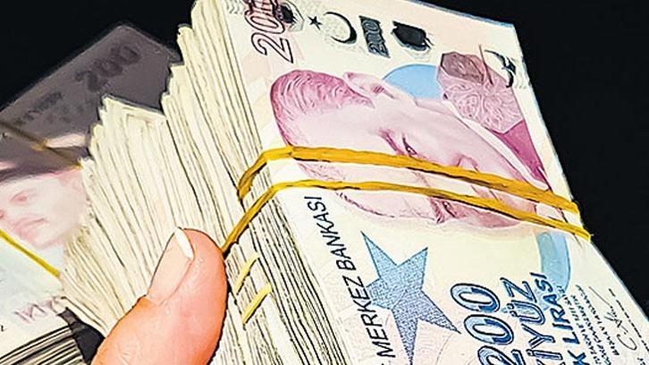 ‘Faiz düşüşü mevduat ve krediye de yansır’