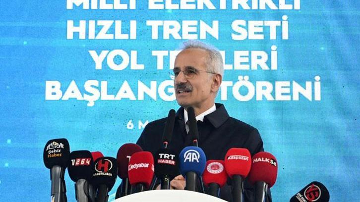 Milli elektrikli hızlı tren saatte 250 kilometreye ulaşarak rekorunu geliştirdi