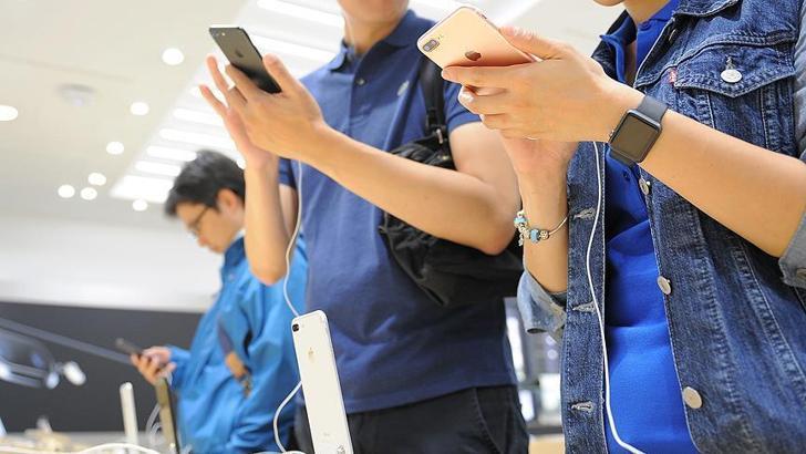 Global akıllı telefon satışları geriledi