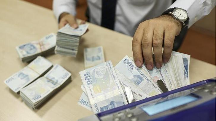 Bankacılık sektörünün kredi hacmi azaldı