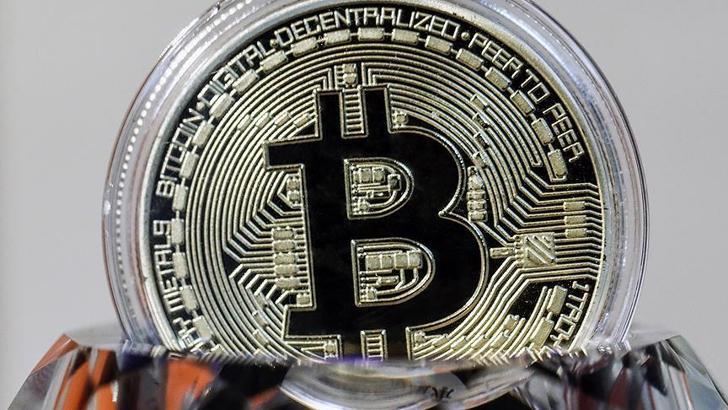 Bitcoin 11,500 doların altına döndü