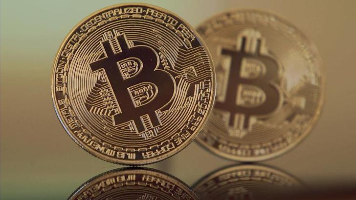 Bitcoin yeniden 10 bin doların üzerinde