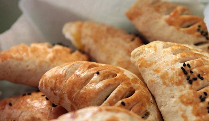 Rüyada Poğaça Yemek Ne Demek? Peynirli Ve Kıymalı Sıcak Poğaça Yemek Nedir?