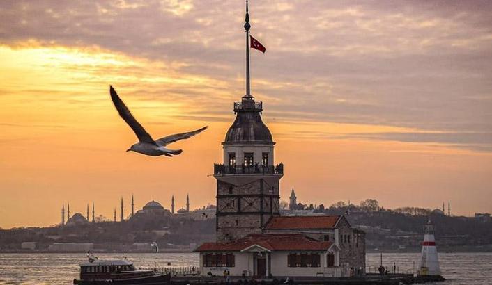 Rüyada İstanbula Gitmek Nedir? Arabayla, Uçakla İstanbul'a Gittiğini Görmek Ne Demek?