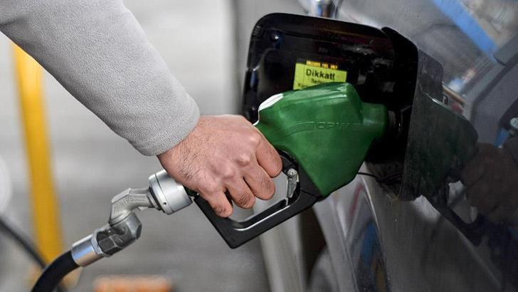 Benzine indirim geldi