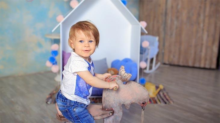 Rüyada Mavi Gözlü Bebek Görmek Nedir? Sarışın Erkek, Kız Bebek Görmek