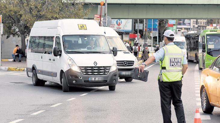 Rüyada Servise Binmek Ne Demek? İşe Gitmek İçin Servise Bindiğini Görmek