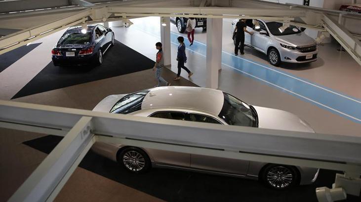 Japonya'da yeni otomobil satışları sert geriledi