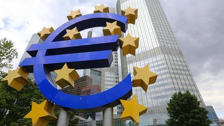 Euro Bölgesi'nde yıllık enflasyon yükseldi