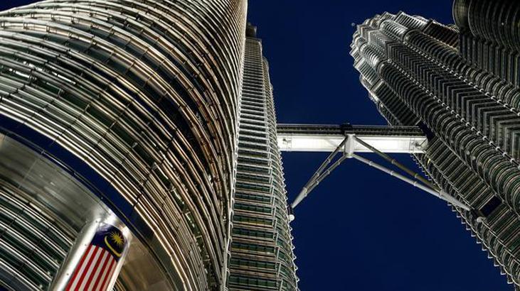 Malezya ekonomisinde 23 yıl sonra ilk!