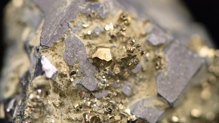 Çin'in altın ithalatı yüzde 219 arttı