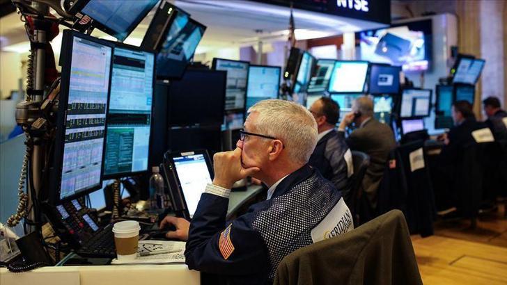 New York borsası karışık seyirle açıldı