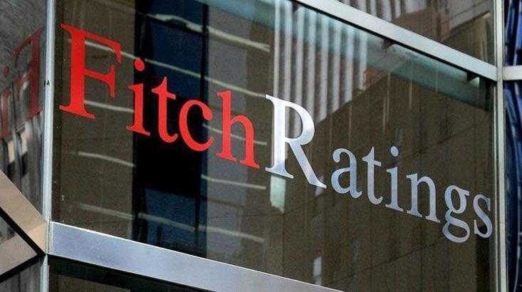 Fitch petrol fiyatları öngörüsünü yükseltti