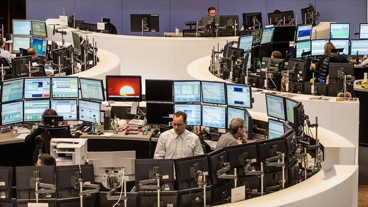 Piyasalarda yön arayışı devam ediyor