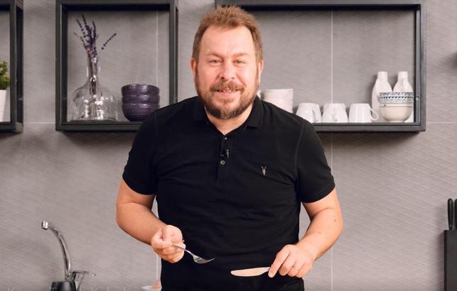 Yunus Emre Akkor'la Kırma Tavuk Kebabı Tarifi
