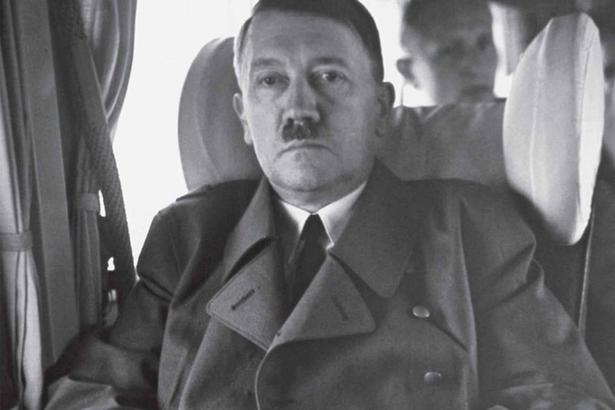 Son tanık: Hitler ve Eva Braun'un cesedini bulan Rochus Misch'ten itiraflar