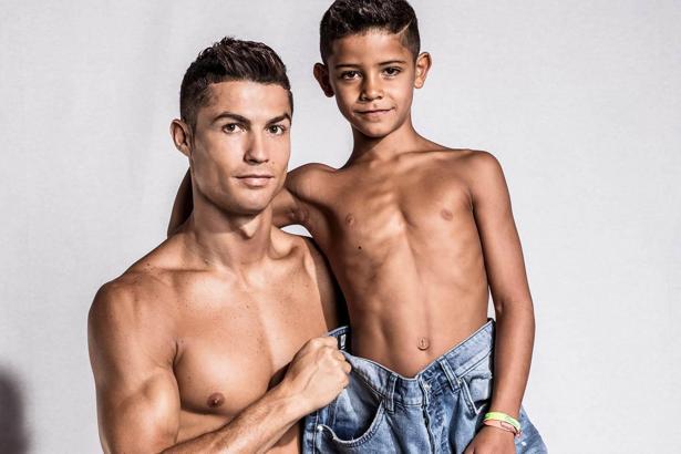 Ronaldo 6 ayda 3 çocuk sahibi oldu